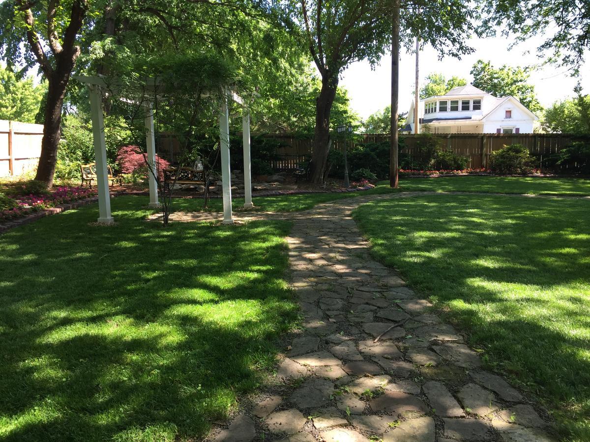 Hayes House Bed And Breakfast Muskogee Exterior photo